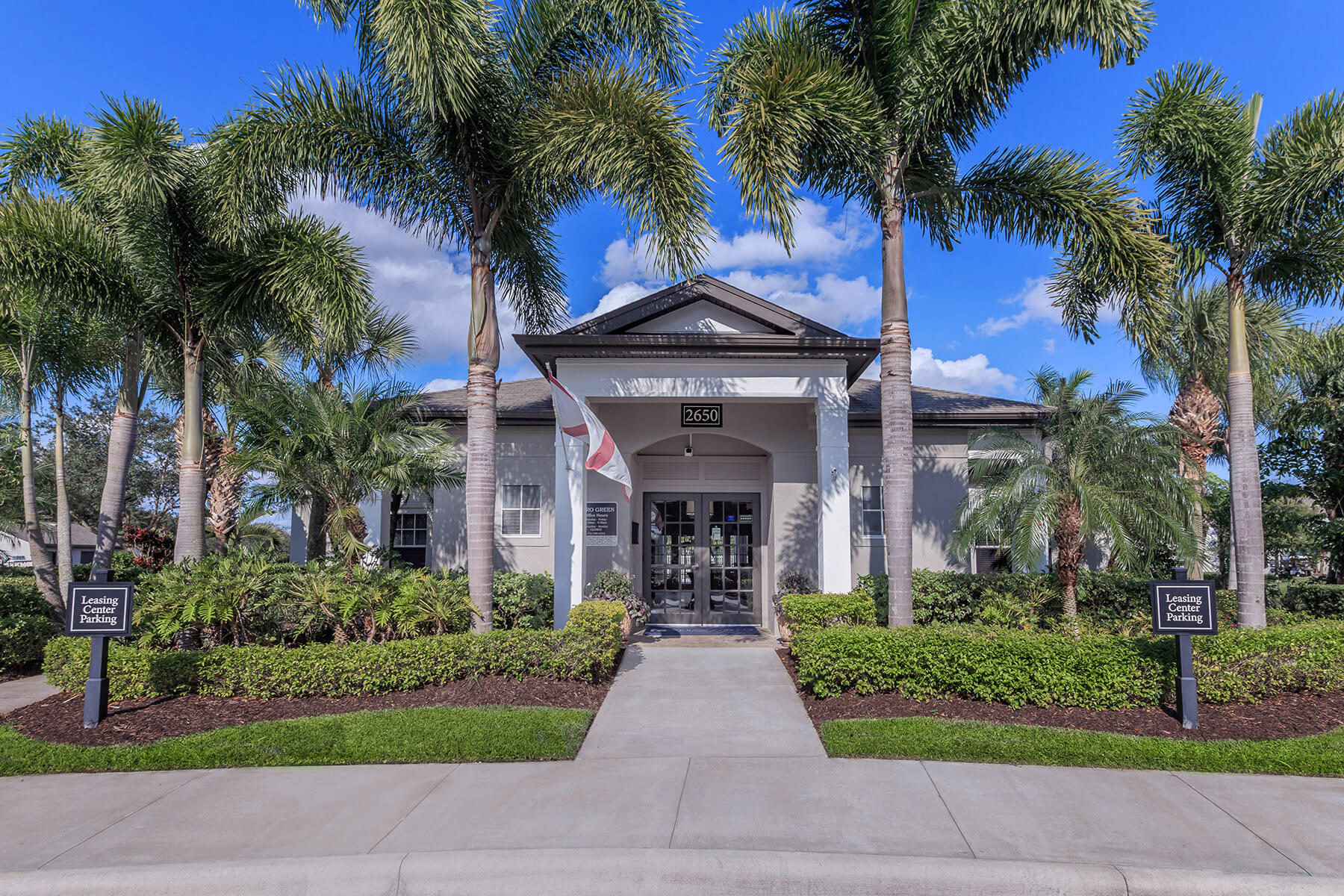 lloyd jones portfolio vero green apartments